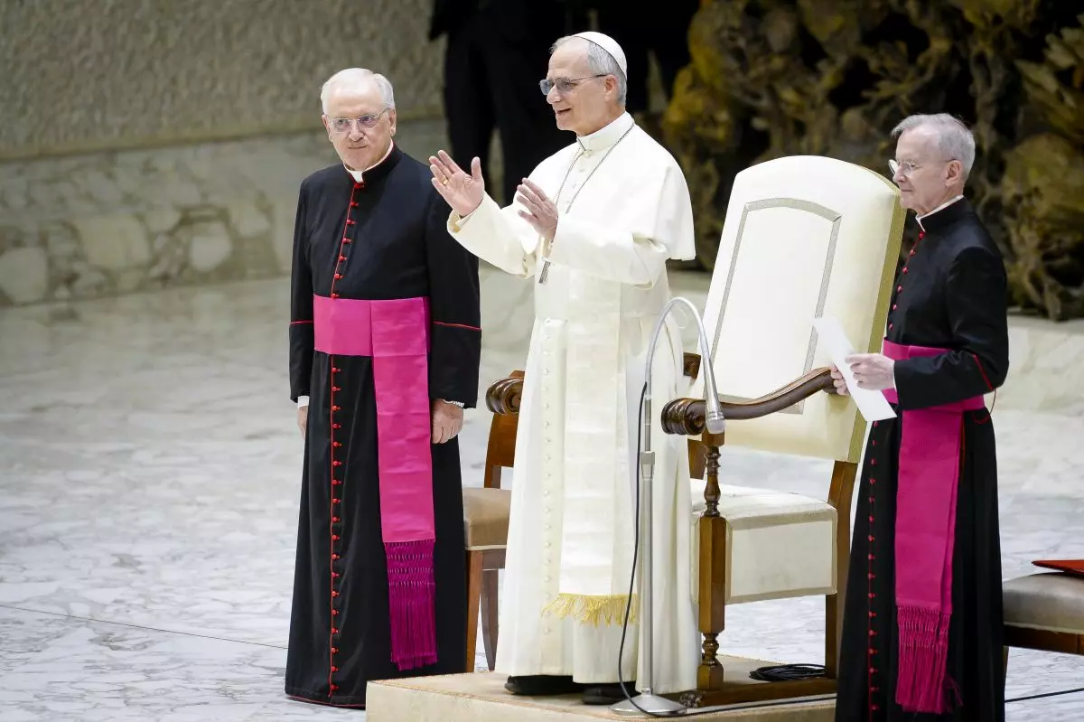 Papa “Tacciano le armi, Chiesa non si stancherà di ripeterlo” - 