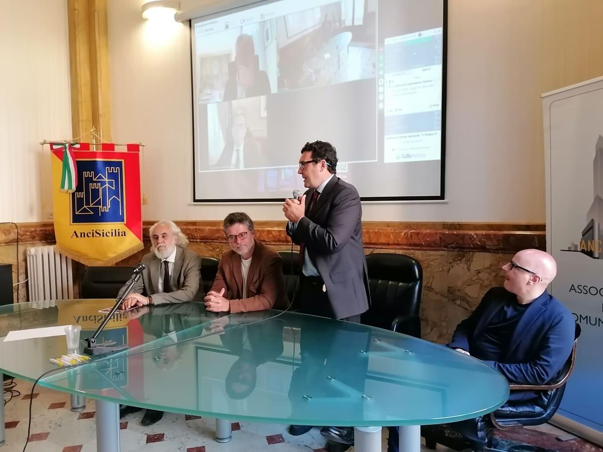 Arriva nei teatri siciliani “Il sindaco pescatore”, celebra la figura di Angelo Vassallo - 