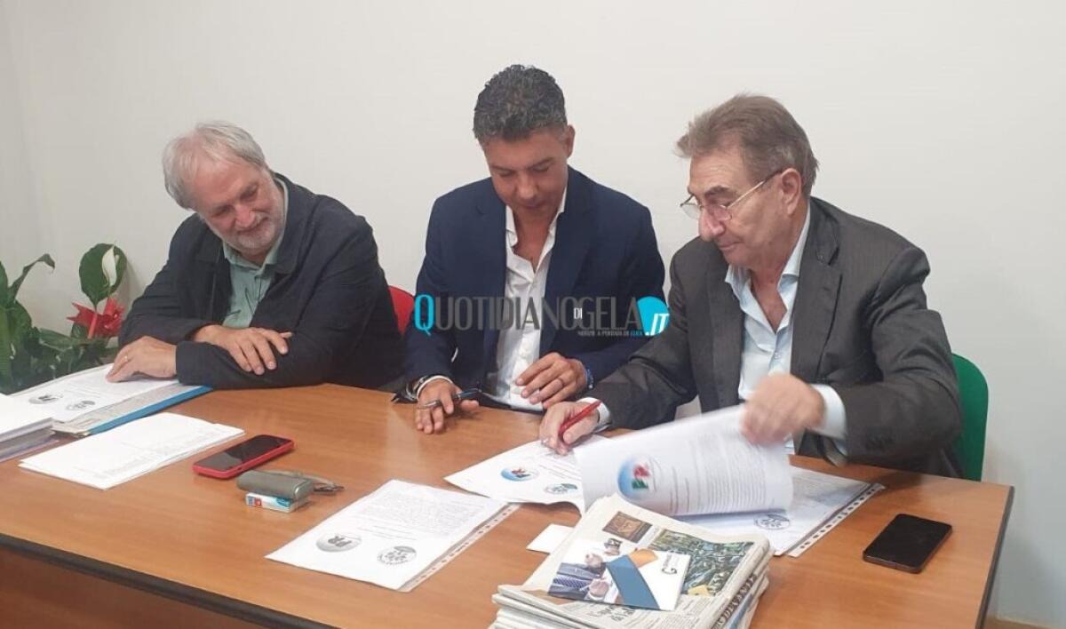 "PeR" e "Sinistra futura" sostengono il sì al referendum: "Una Sicilia di diritti" - Donegani e i dirigenti di "Sinistra Futura"