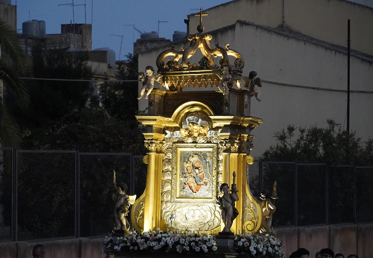Ogni anno succede qualcosa di incredibile | La festa di Niscemi e le curiosità che ti lasceranno senza parole - Foto: F.conti90/Wikipedia