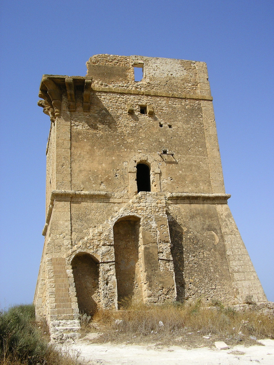 Quello che accade qui non lo immagineresti mai | La Torre di Manfria e l'accaduto che nessuno racconta - Foto: Codas/Wikipedia