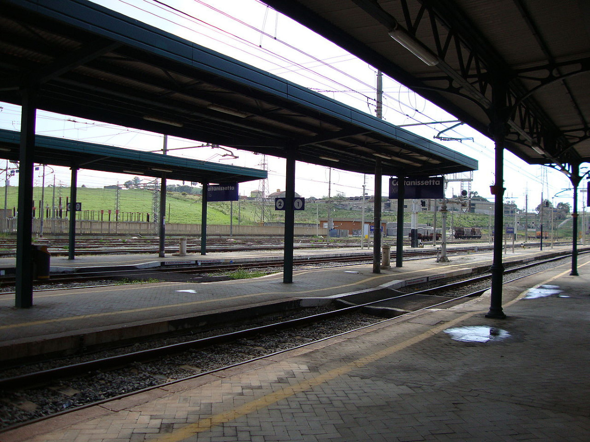 Dimenticata, ma non per sempre | La stazione di Caltanissetta Xirbi e la vera origine del suo nome - Foto: Insider93/Wikipedia