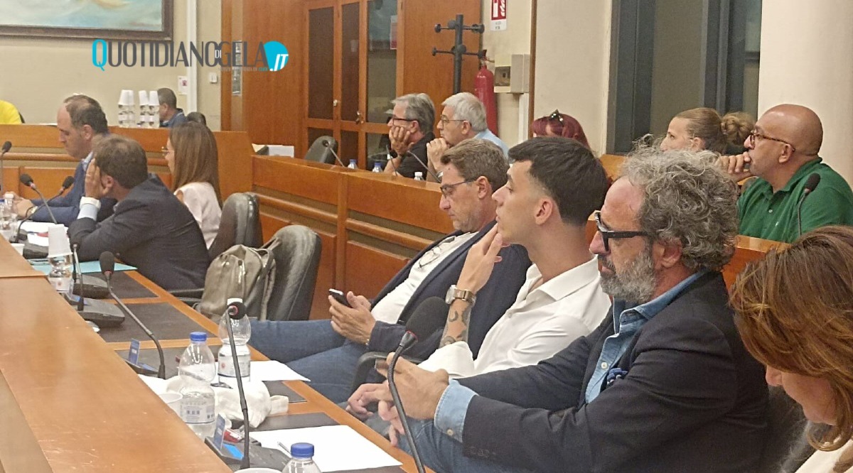 Contratto Ghelas, confronto con i capigruppo consiliari: con il parere, giovedì si può andare in aula - 