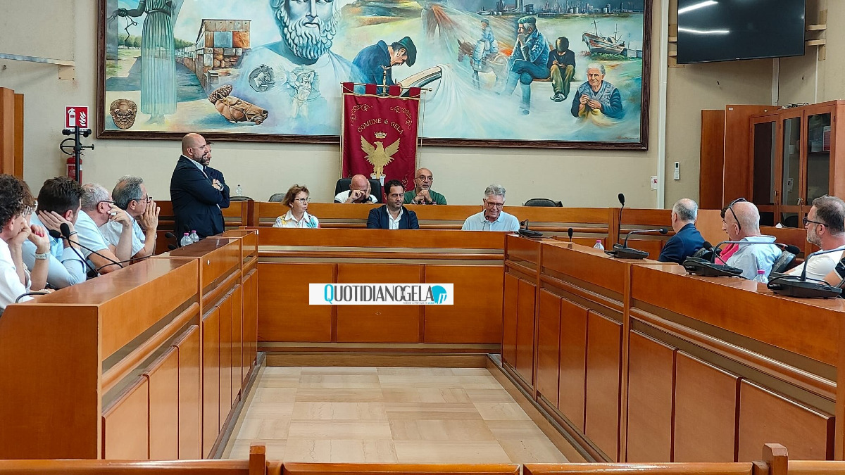 Via Delle Acacie, accesso al mare conteso: oggi confronto tra residenti e proprietà - 