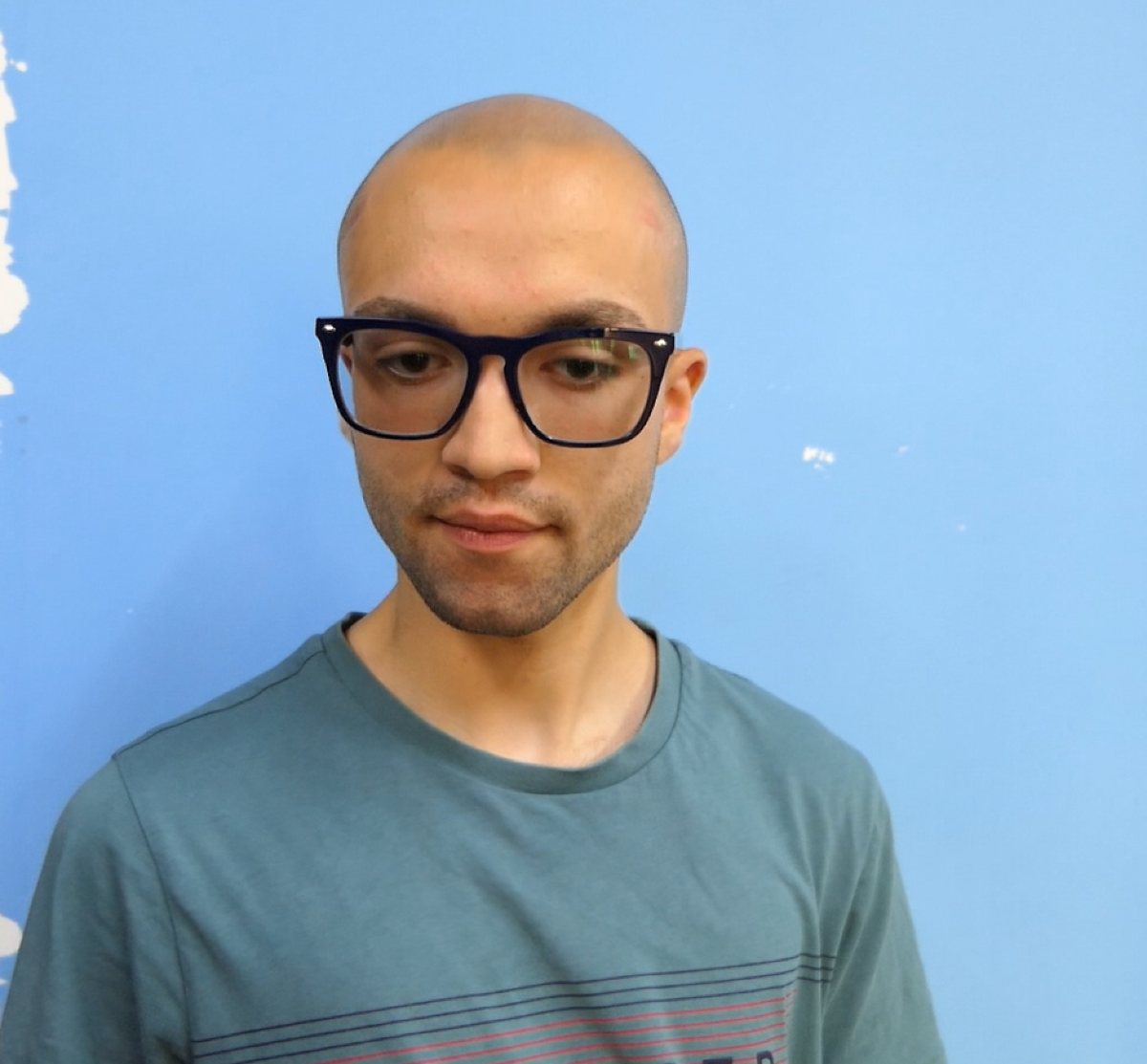 Da 7 anni con il morbo di Crohn: Simone chiede aiuto allo stato - 