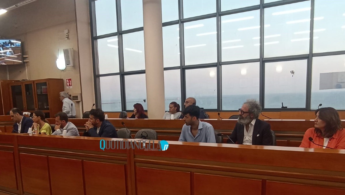 In aula consiliare anche sabato, tocca alle tariffe Tari: maggioranza chiamata agli "straordinari" - 