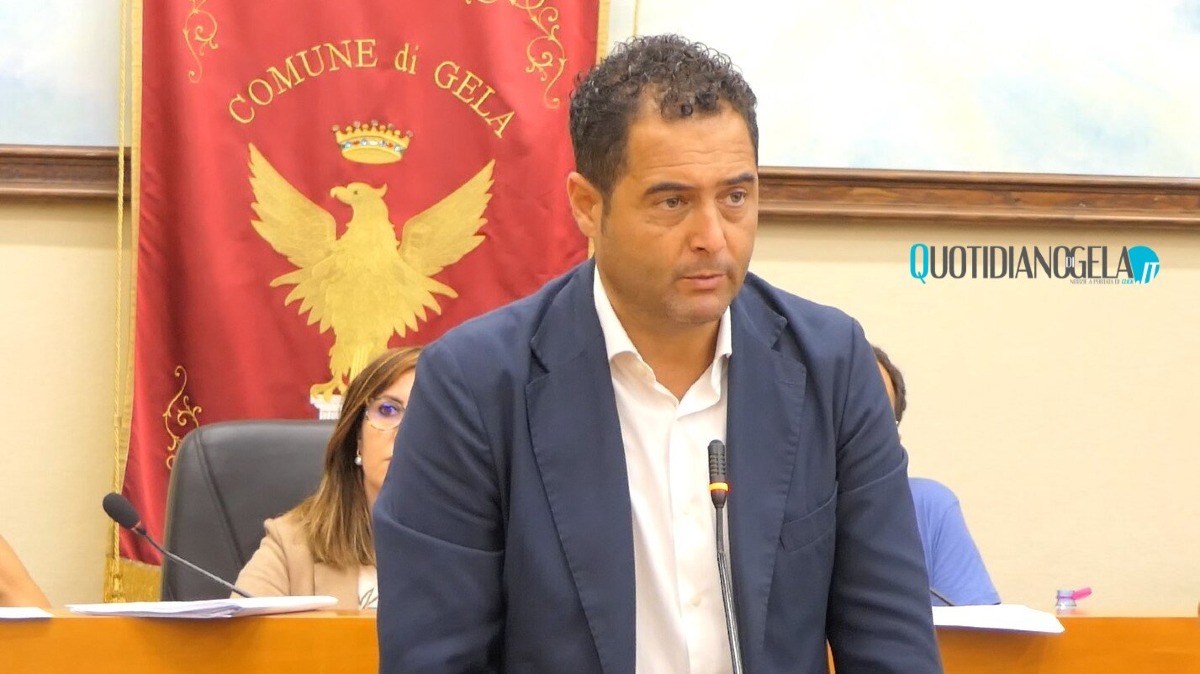 Relazione annuale, arriva in consiglio: sindaco in aula per spiegare quanto fatto e ciò che si intende raggiungere - Il sindaco Terenziano Di Stefano