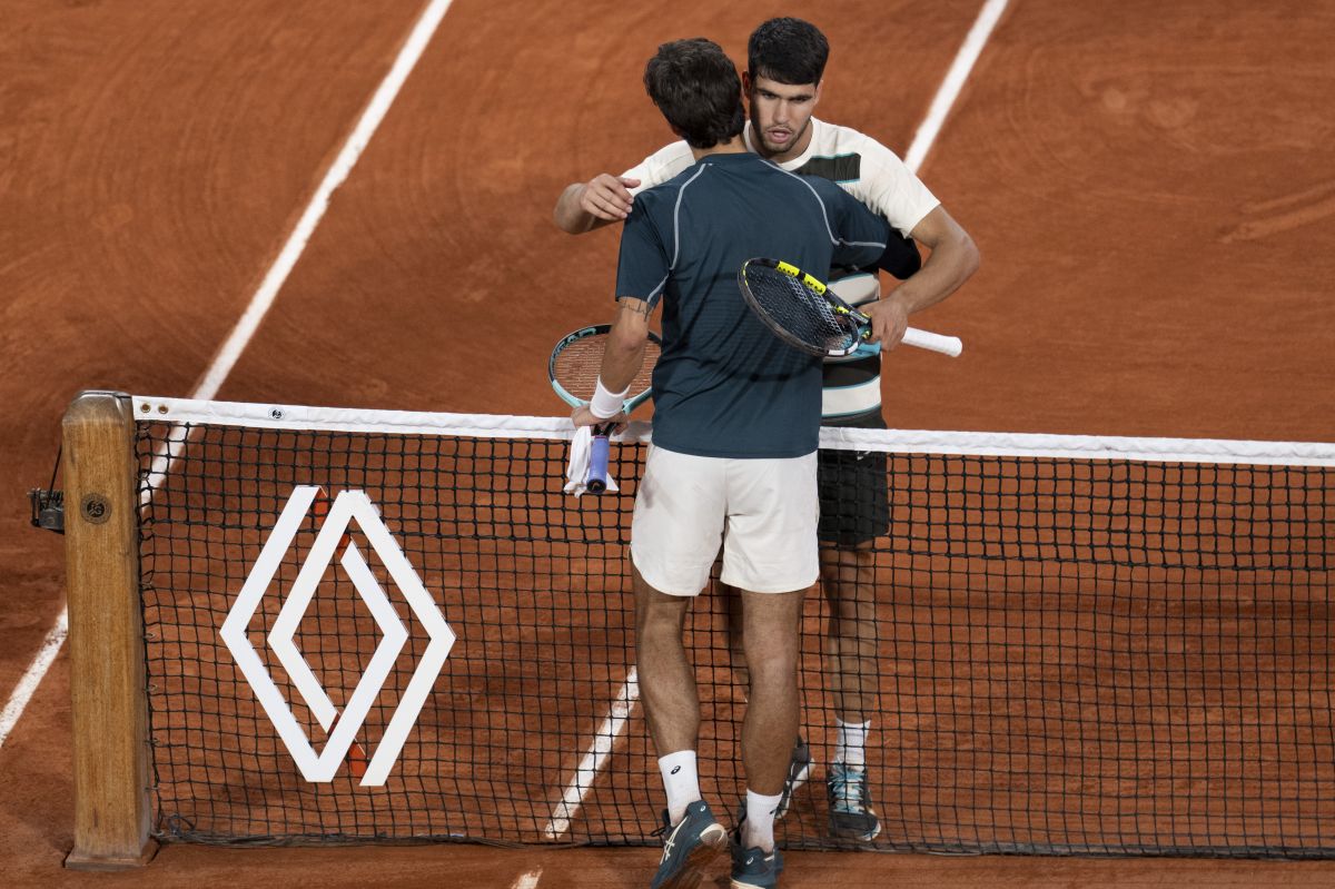 Musetti si ritira, Alcaraz in finale al Roland Garros - 