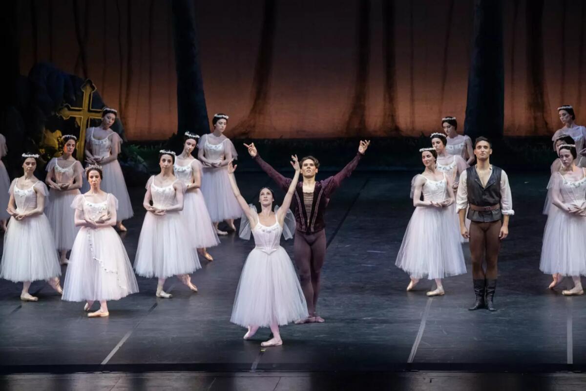 Al Teatro Massimo successo per Giselle nella versione di Colau - 