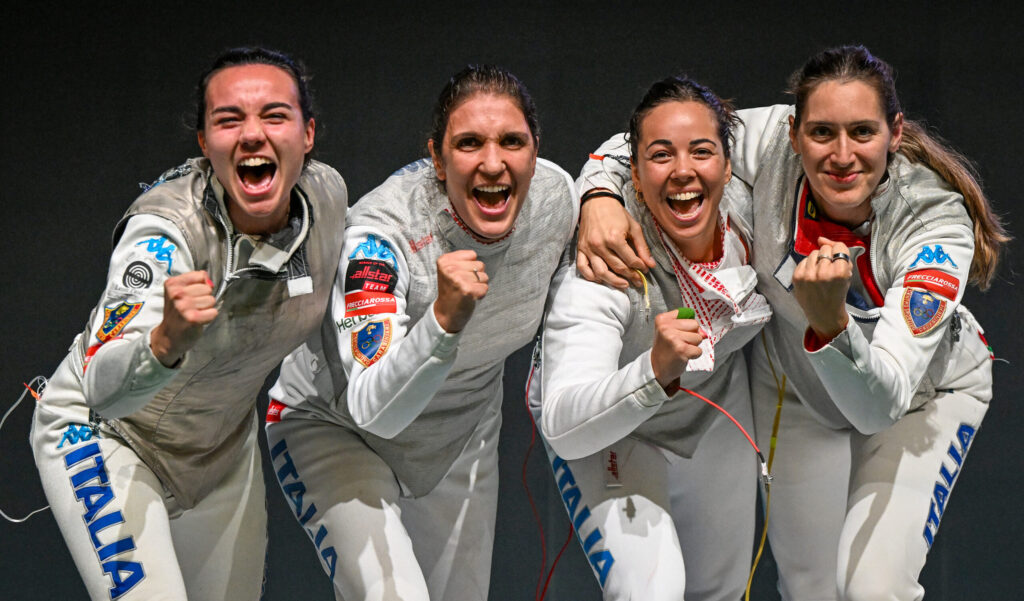 Italia oro nel Fioretto donne e argento nella Sciabola uomini - 