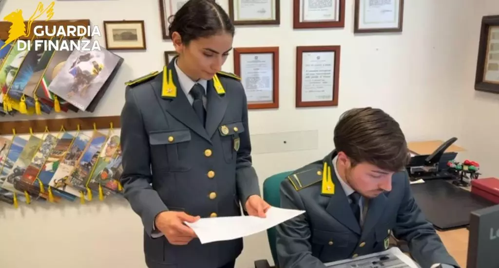 Frodi su Iva e riciclaggio, 11 arresti tra Sicilia e Lombardia -
