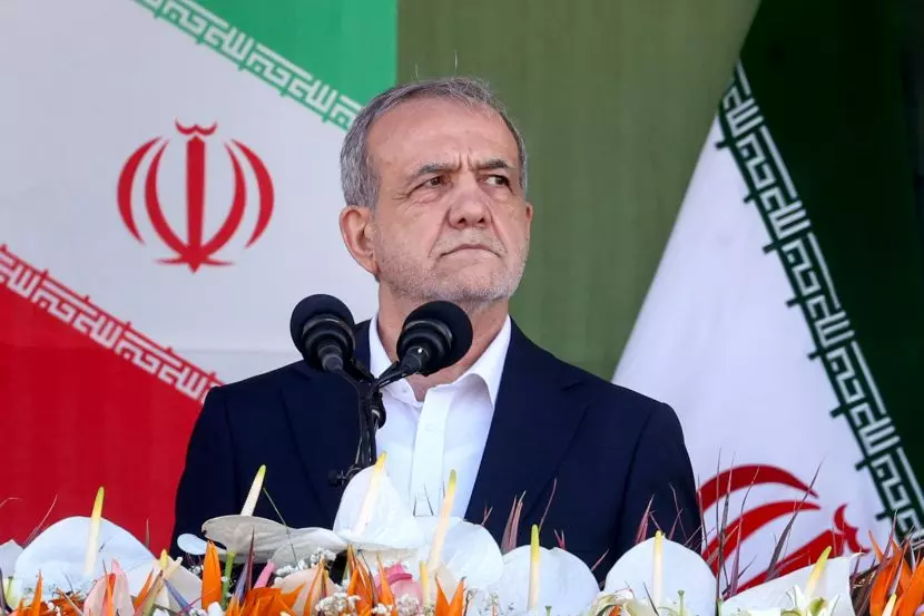 Iran, Pezeshkian annuncia la fine della guerra dei 12 giorni -
