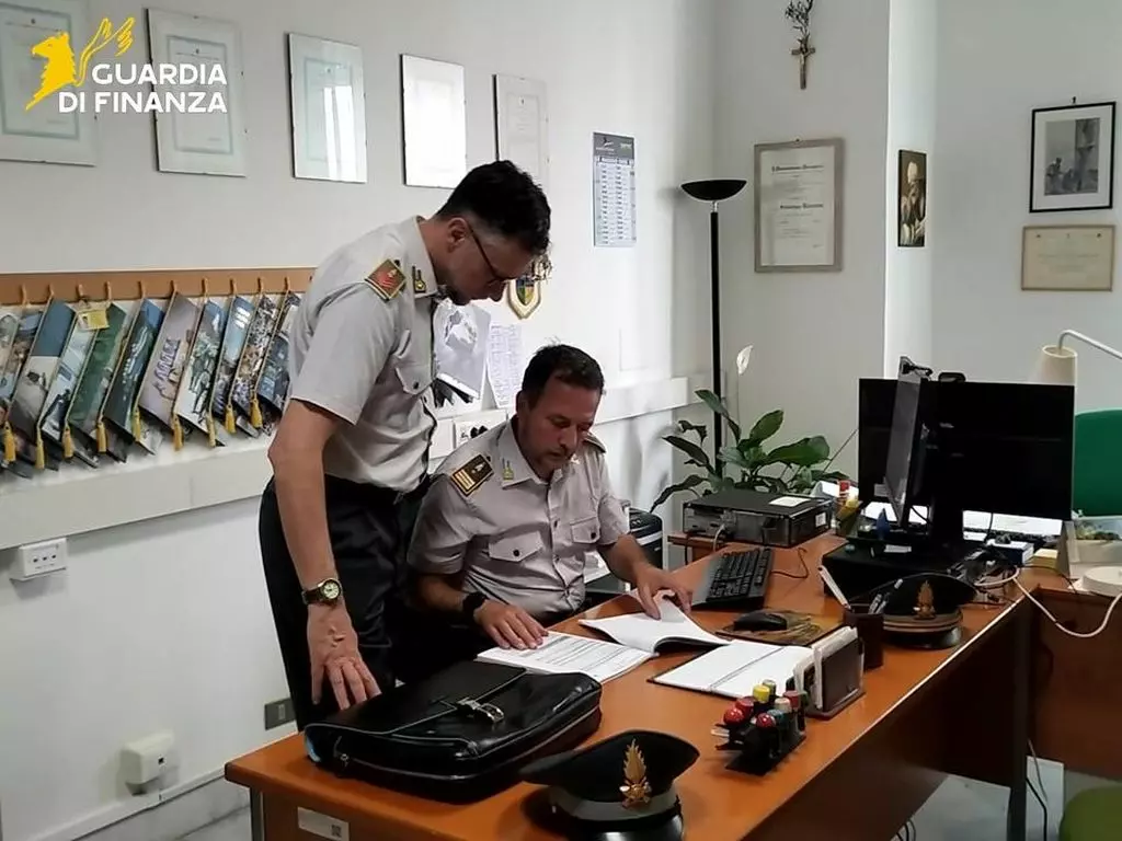 Riciclaggio, sequestro per un milione di euro a Savona - 