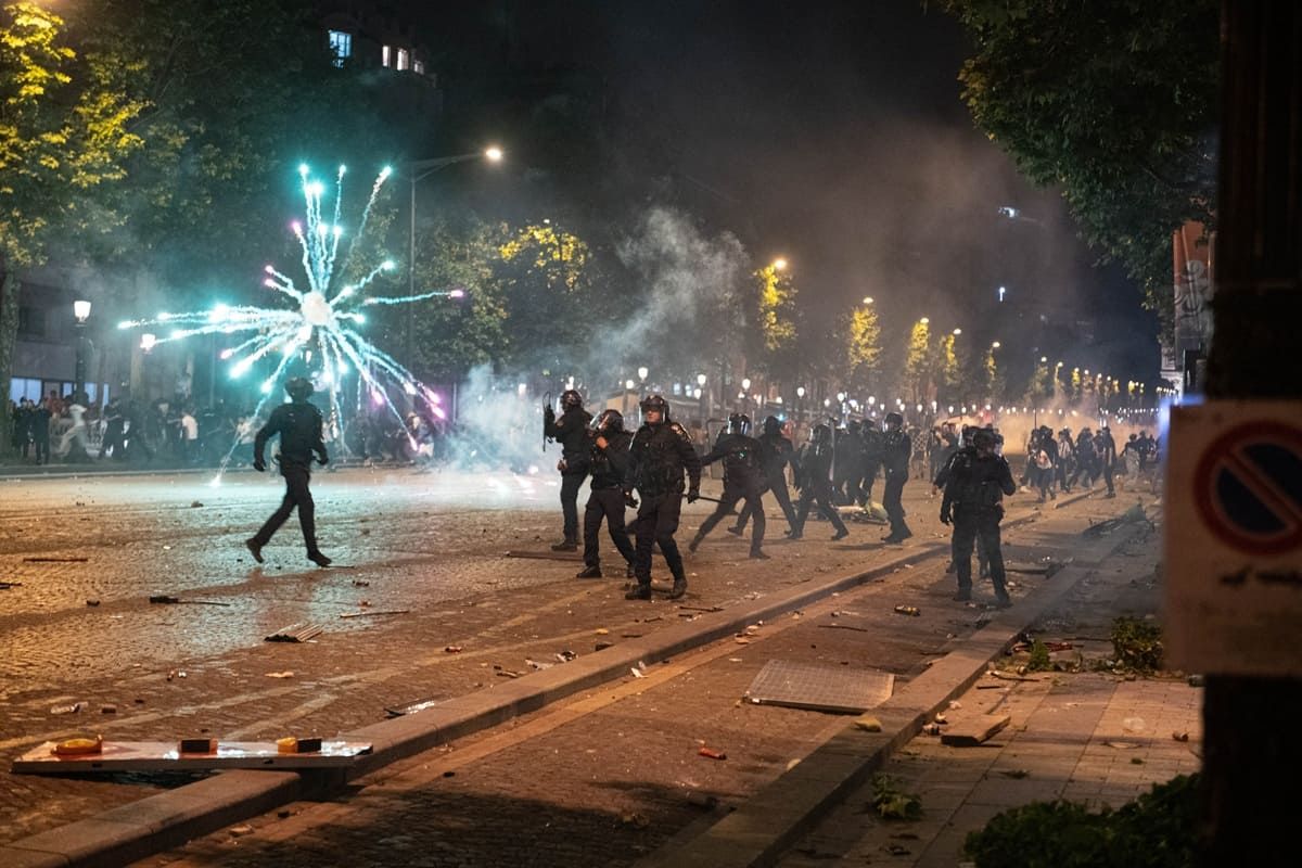 Notte di follia in Francia dopo il trionfo del Psg, 2 morti e 560 fermi - 