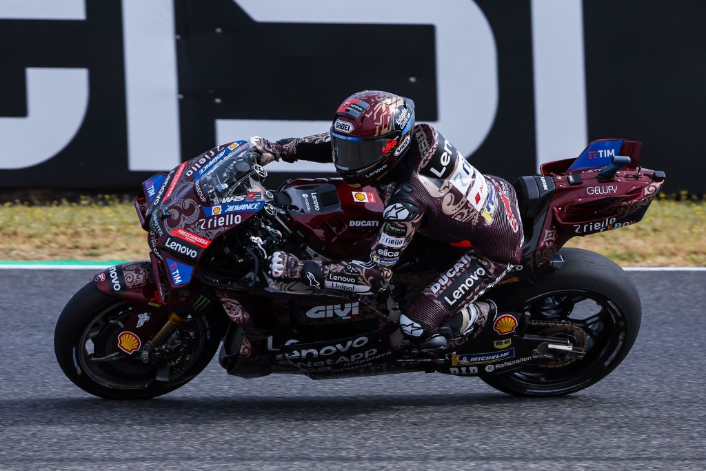 Marc Marquez vince anche al Mugello, Bagnaia fuori dal podio -