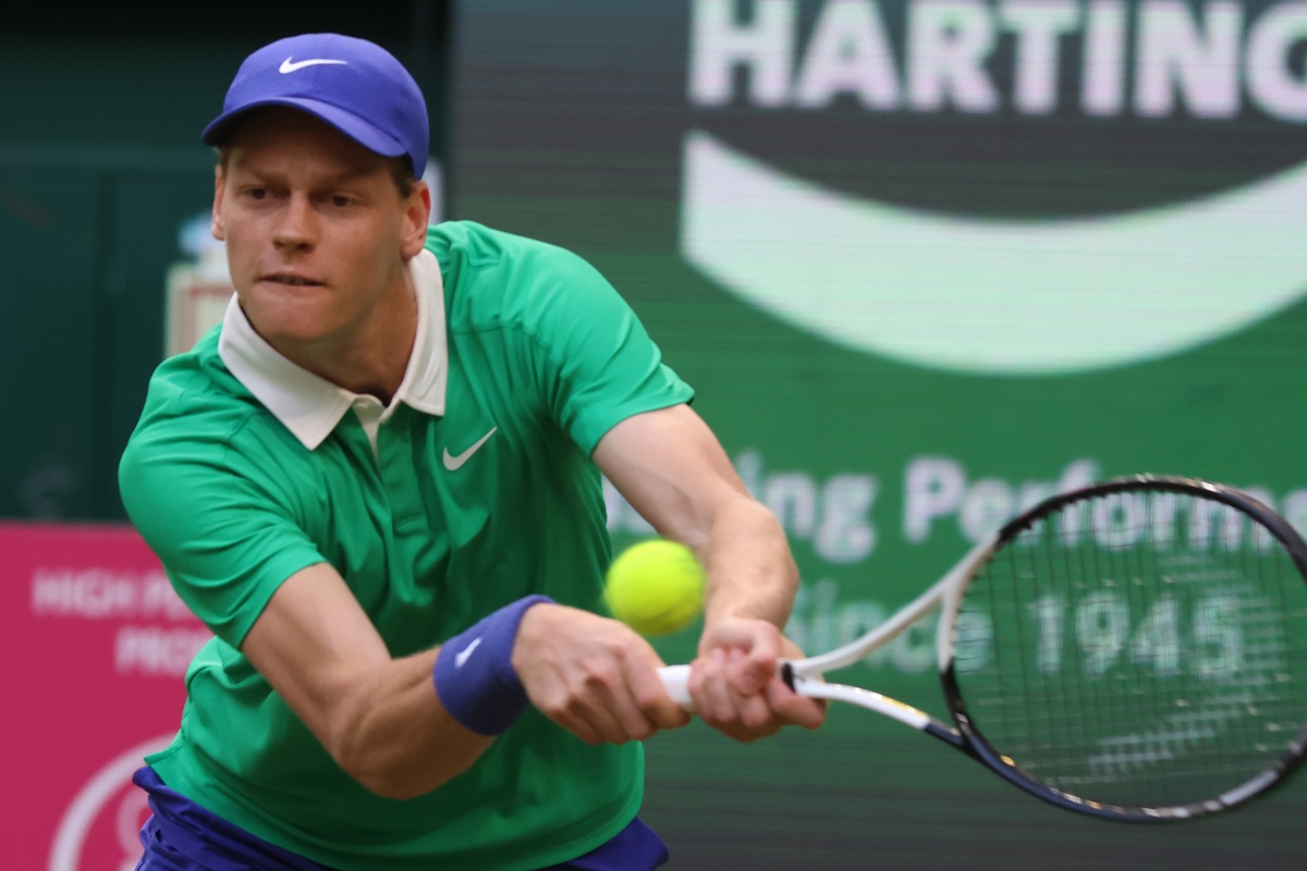 Jannik Sinner eliminato da Bublik ad Halle, Cobolli sfida Zverev -