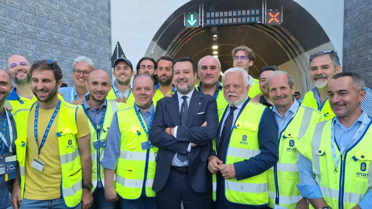 Anas, cerimonia di apertura per il nuovo tunnel di Tenda -