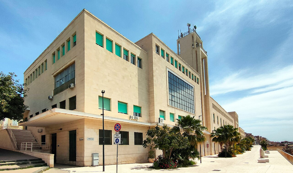Un gioiello architettonico che sorprende: il Palazzo di Città di Gela e le origini poco note - Foto: AbelDionis/