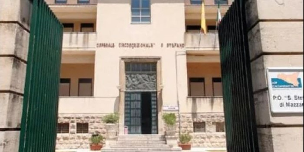 Mazzarino, tagli per l'ospedale: opposizione, "silenzio toale dal sindaco" - 