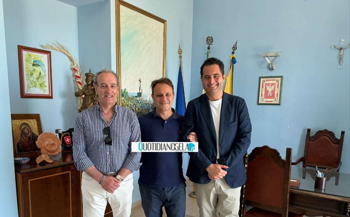 Unione Comuni, ok ai progetti da trasmettere per i fondi: scadenza rispettata - I sindaci Zuccala', Conti e Di Stefano 