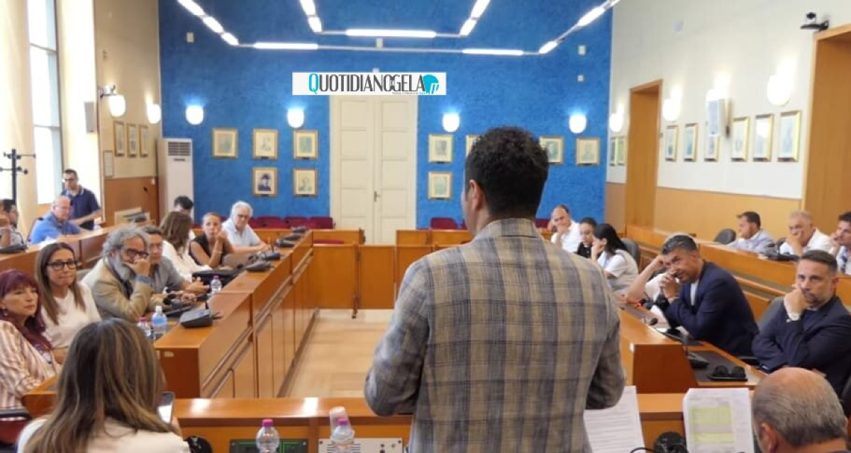 Opposizione a Di Paola: "Sulla sanità locale fa campagna elettorale, non pensa affatto alla città" - 