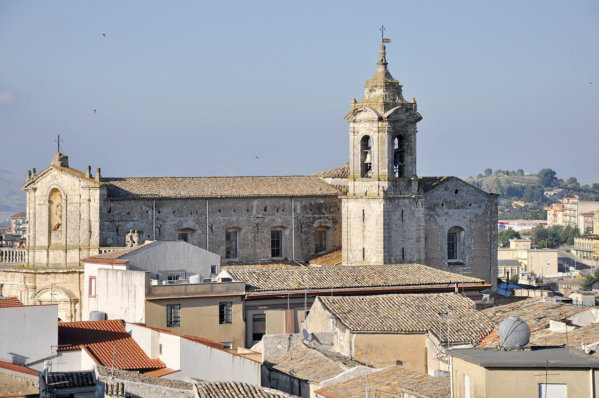 La Chiesa nissena fondata dai Galletti, campane da leggenda e privilegi papali incredibili - Foto: Sir87/Wikipedia