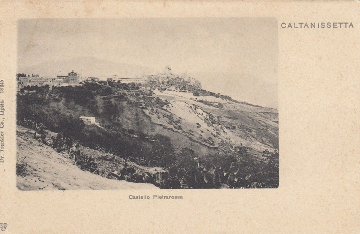 La verità dietro una leggenda che ha attraversato secoli: il Santuario del Cristo Nero e il dettaglio sconosciuto - Foto: Sconosciuto/Wikipedia