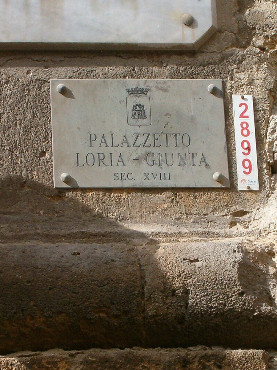 Il palazzo settecentesco con mensole zoomorfe, la storia di un famoso edificio nisseno - Foto: OppidumNissenae/Wikipedia