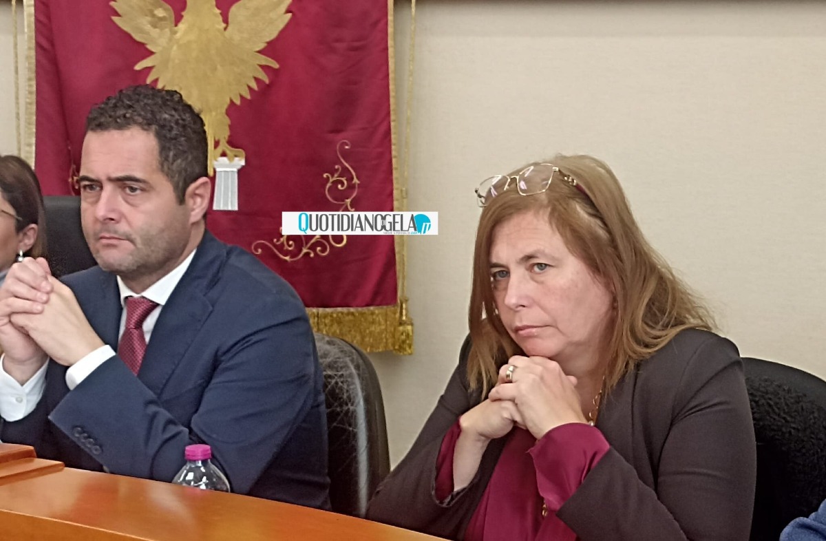 Mpa nella vertenza per l'ospedale: "Contatti con il nostro parlamentare, tuteliamo il diritto alla salute" - Il sindaco Di Stefano e l'assessore Mpa Caci