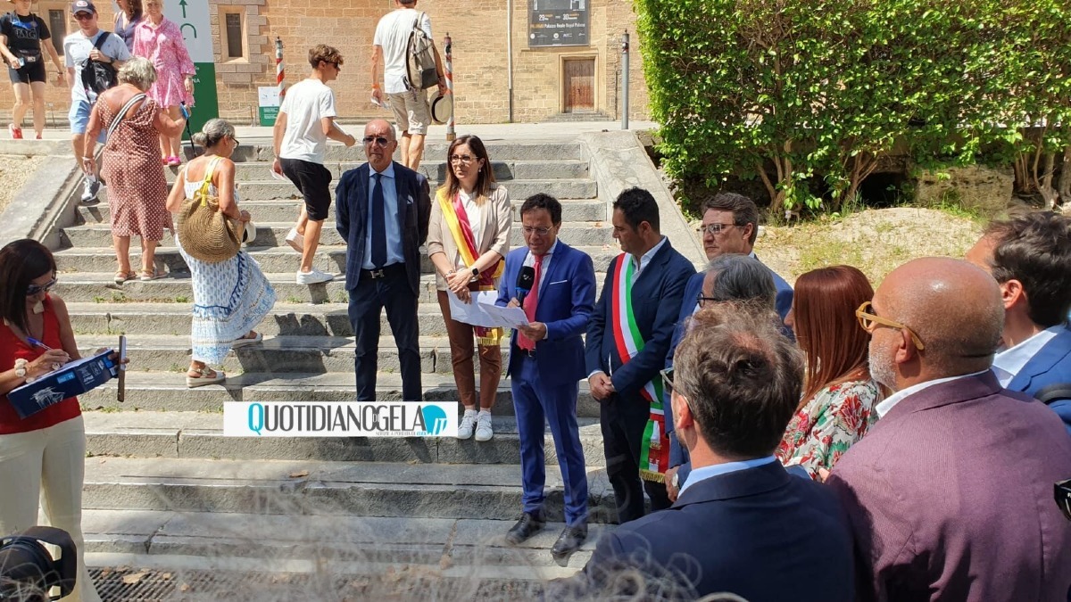 Rete ospedaliera, Di Stefano: "Miglioramenti? Non risultano, perdiamo diciotto posti letto" - Il consiglio tenuto davanti all'Ars