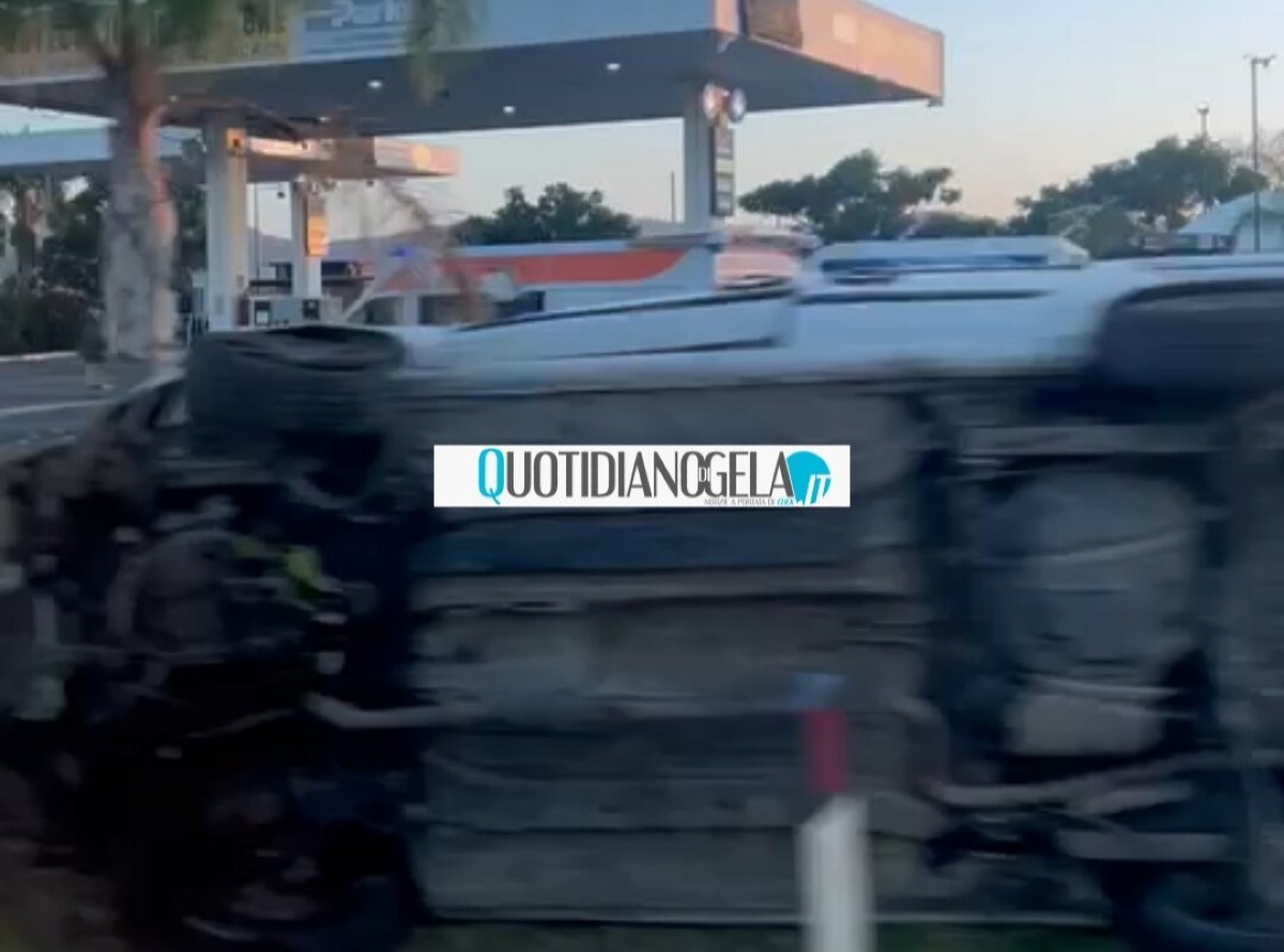 Grave incidente sulla Gela-Licata, un mezzo ribaltato - 