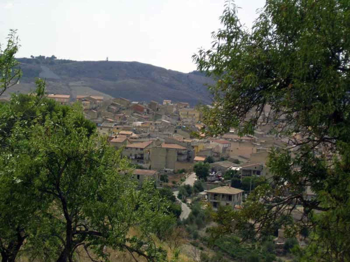 Un viaggio nel tempo che ti lascerà senza parole, la storia di Montedoro tra miniere e scoperte straordinarie - Foto: Sicilianamente/Wikipedia