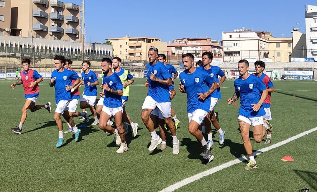 Prima uscita del Gela tra entusiasmo e curiosità, Lo Bianco: divertiremo in Serie D -