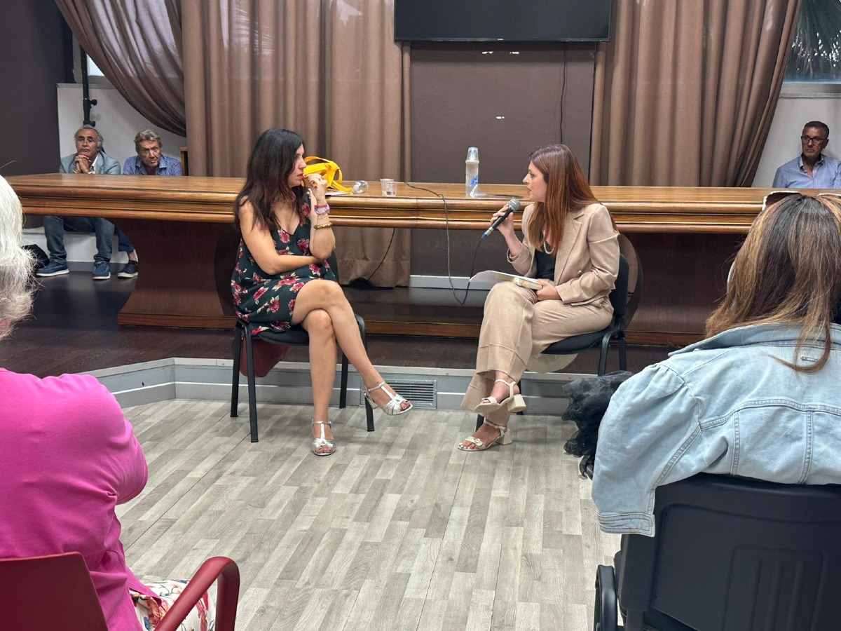 Successo per la presentazione del libro finalista al premio strega 2025 -