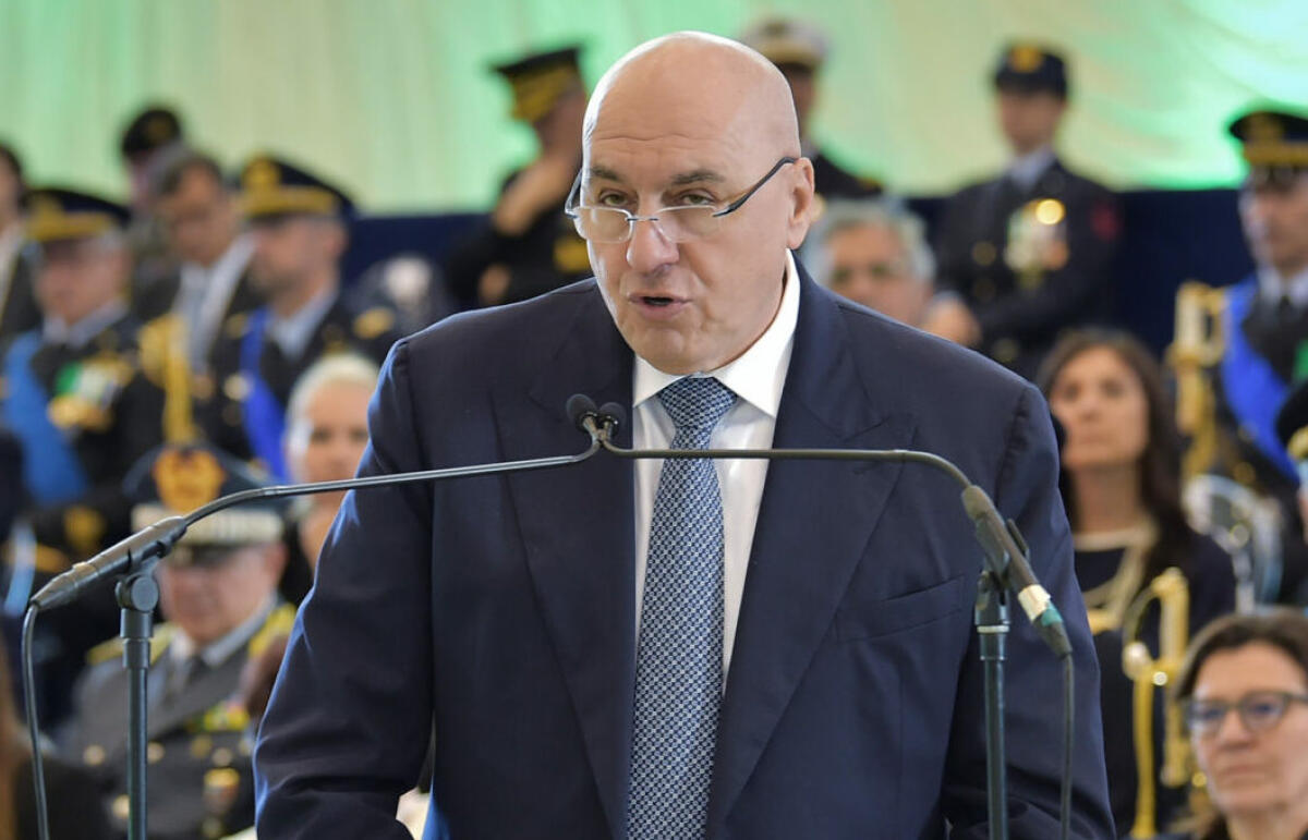 Crosetto “In Sicilia addestrati piloti degli F35, primo luogo extra Stati Uniti” - 