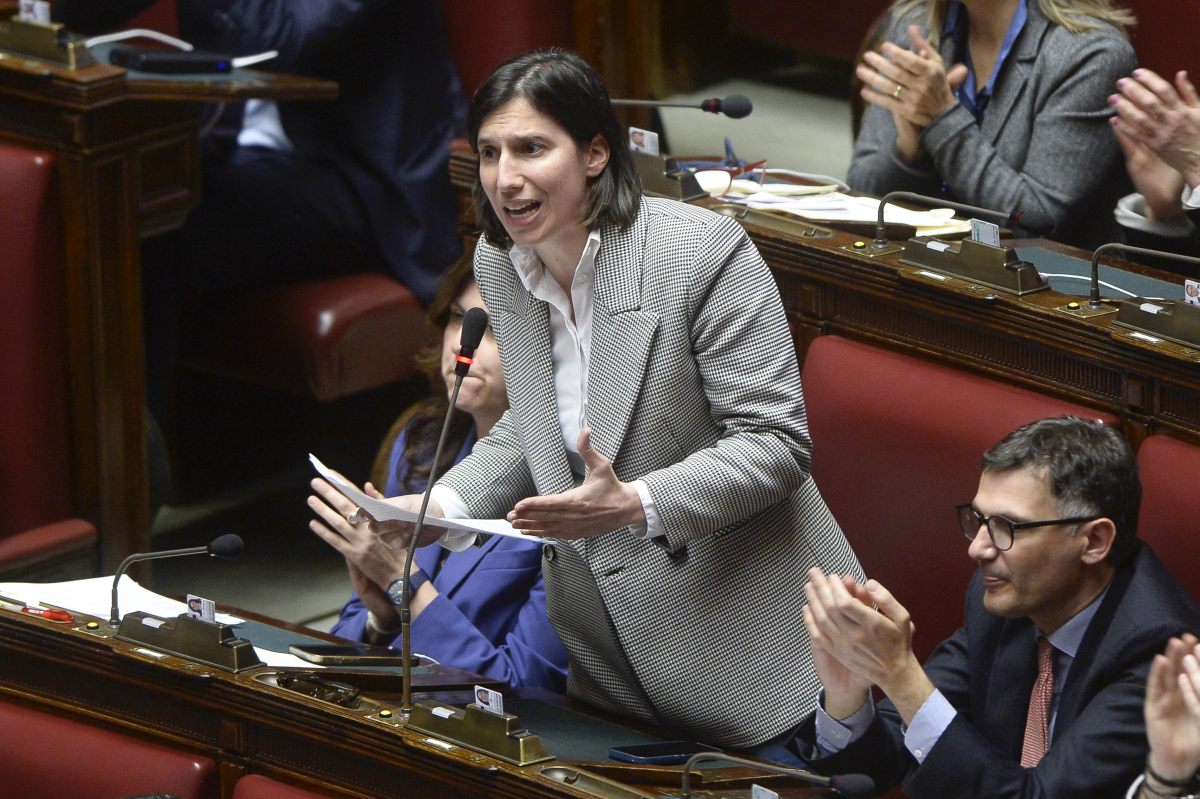 Schlein “Per non dire no a Trump Meloni danneggia gli interessi degli italiani” -