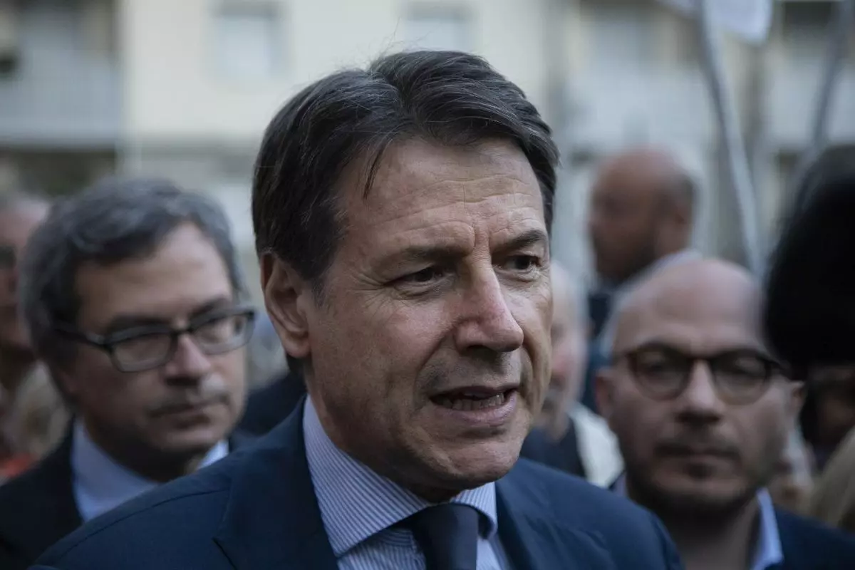 Inflazione, Conte “Famiglie continuano a perdere potere d’acquisto” -