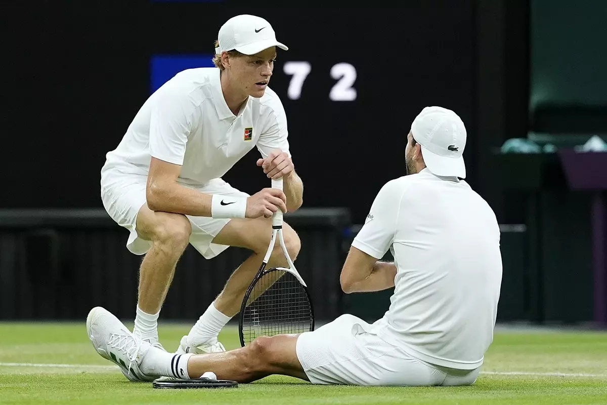 Sinner ai quarti di Wimbledon, Dimitrov si ritira al terzo set -