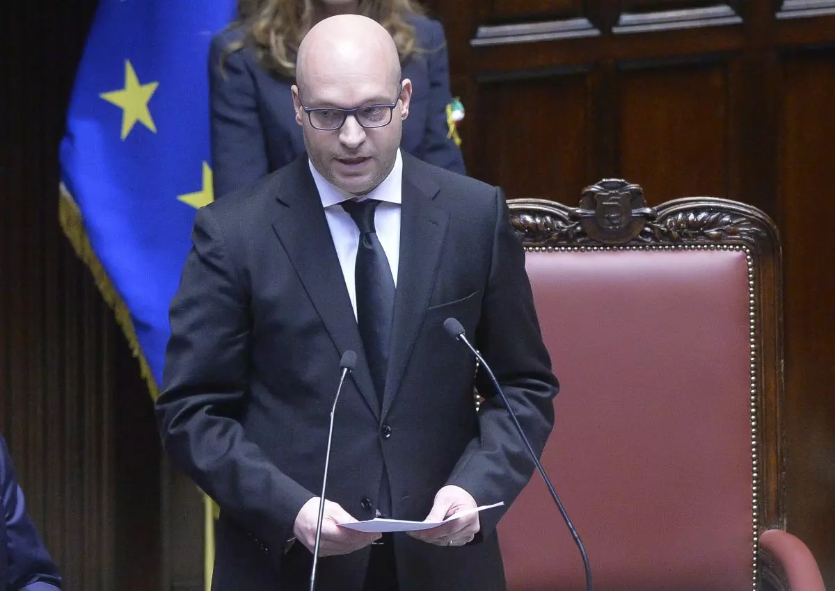 Fontana visita il carcere di Rebibbia “Grato alla polizia penitenziaria” - 