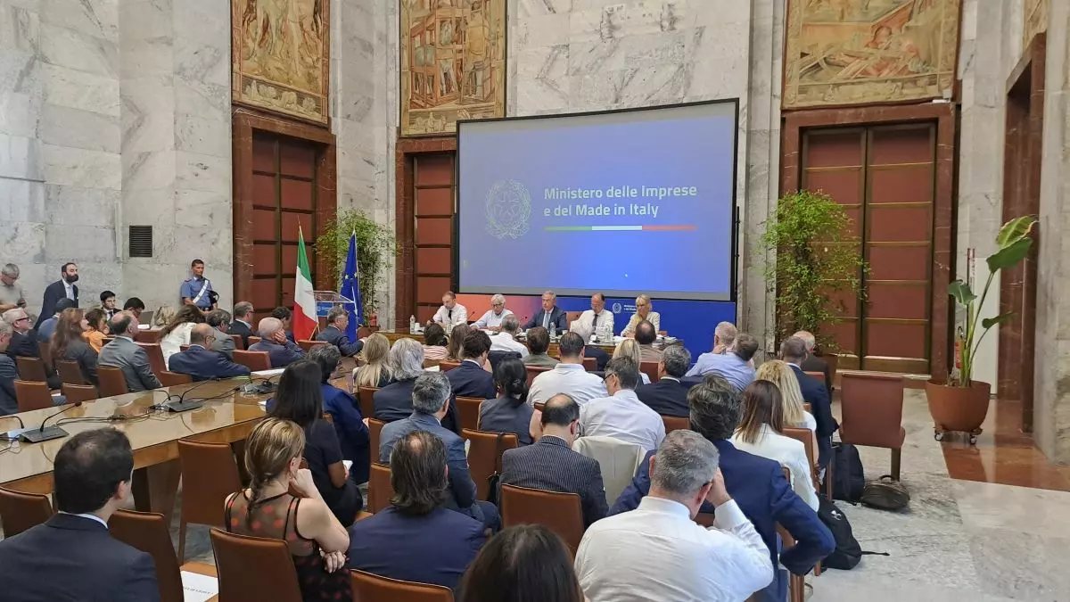 Moda, Urso “Priorità di governo, simbolo del Made in Italy” - 