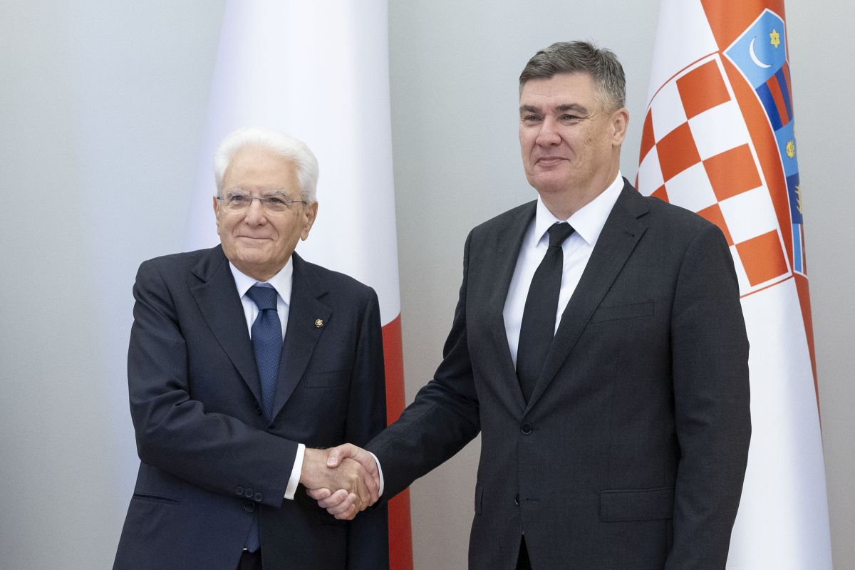 Ue, Mattarella “Rapporti commerciali aperti veicolo di pace” -