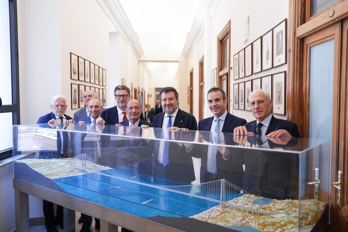 Ponte sullo Stretto, firmato al Mit l’accordo di programma - 