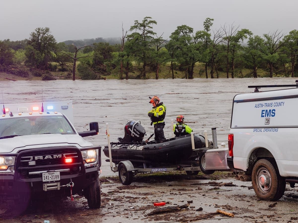 Almeno 24 persone sono morte per un’alluvione in Texas negli Usa -