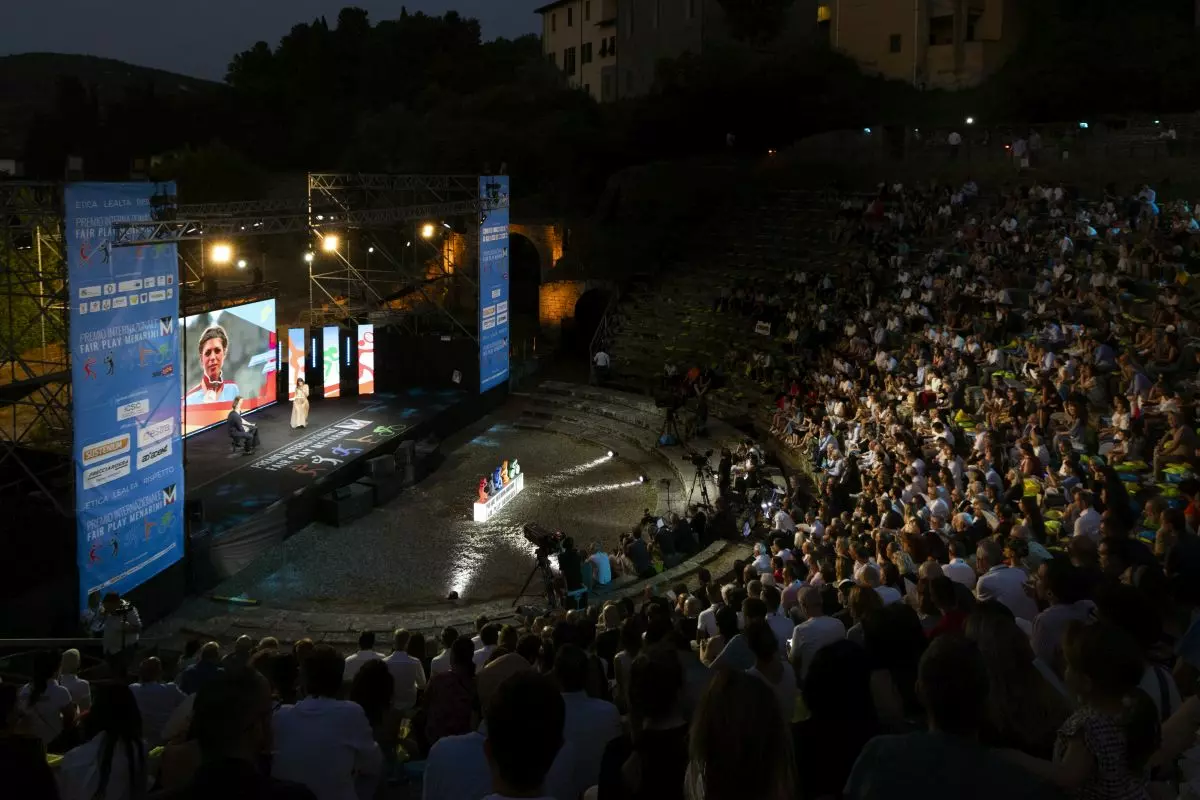 Notte di emozioni e stelle al 29° Premio Fair Play Menarini - 