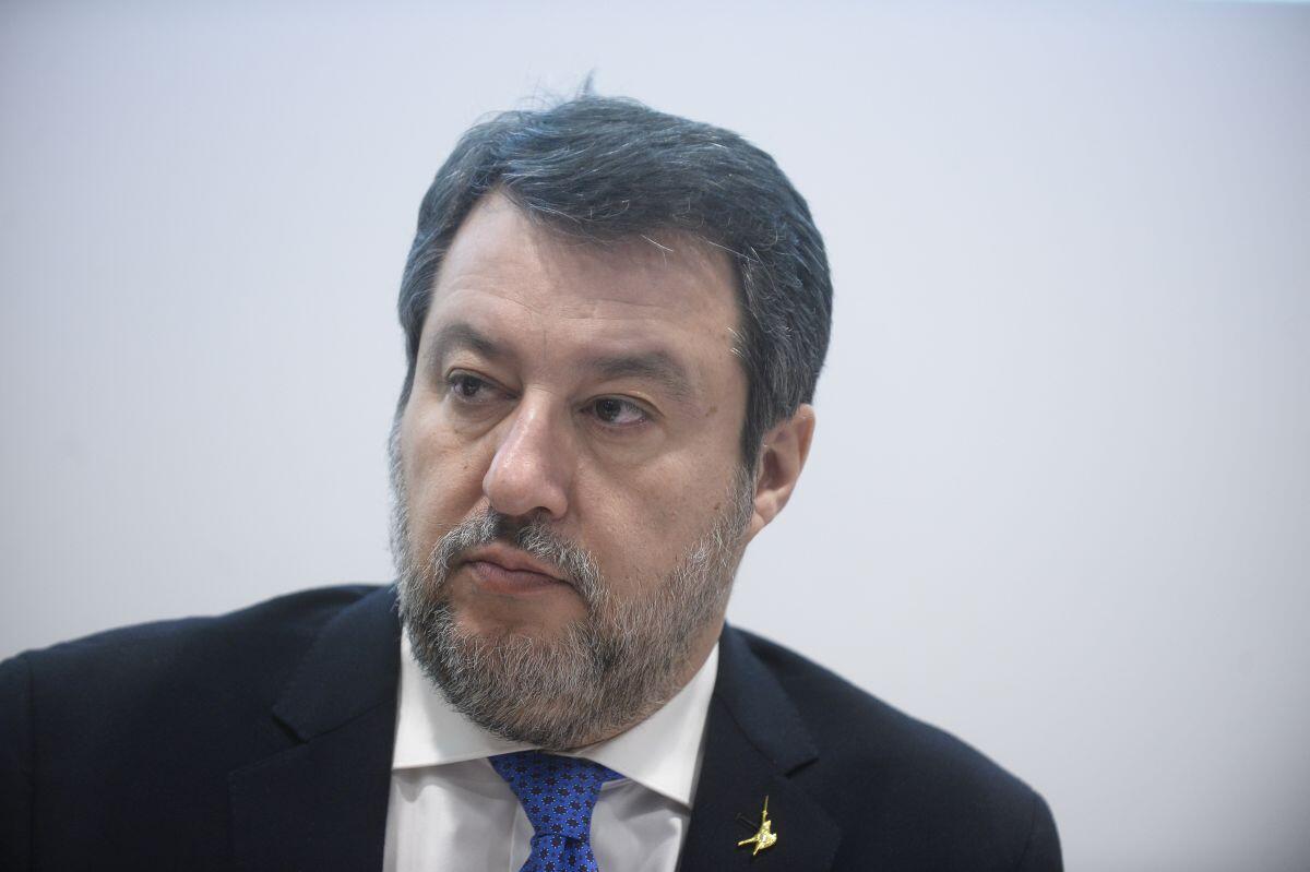 Open Arms, la Procura di Palermo ricorre in Cassazione contro l’assoluzione di Salvini. Il ministro “Difendere l’Italia non è un reato” -