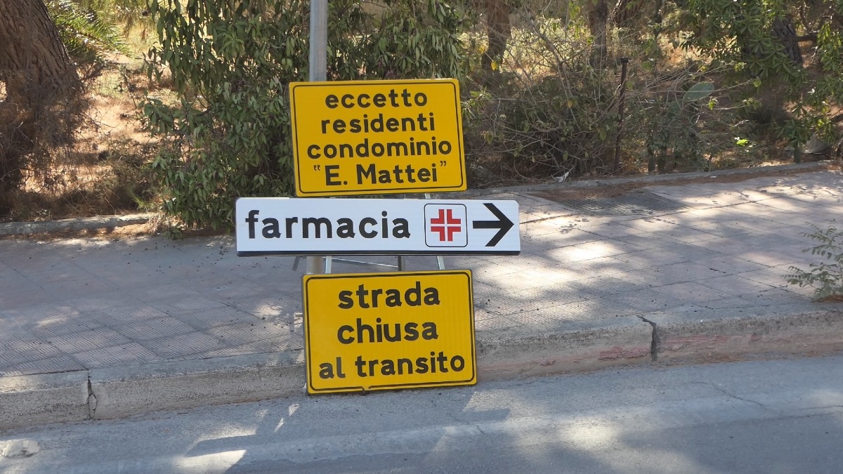 Attività commerciali isolate dai lavori stradali, ‘’Così rischio di chiudere’’ - 