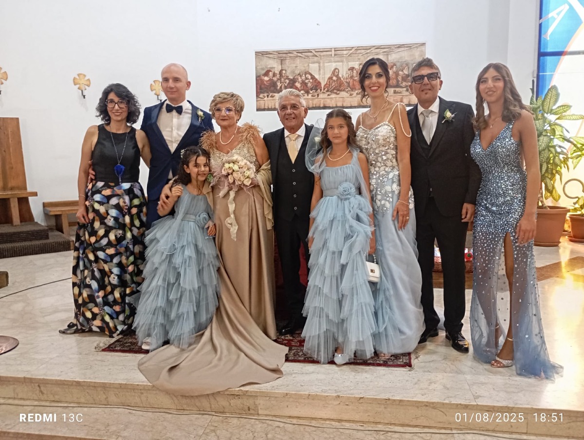 Cinquant'anni insieme, Paolo e Bora hanno rinnovato il loro sì  - 