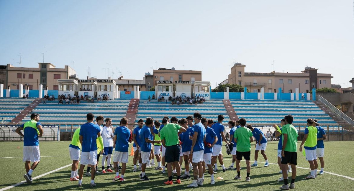 Il Gela fa l'esordio stagionale: il 24 agosto sfida in trasferta il Castrumfavara per la Coppa Italia - 