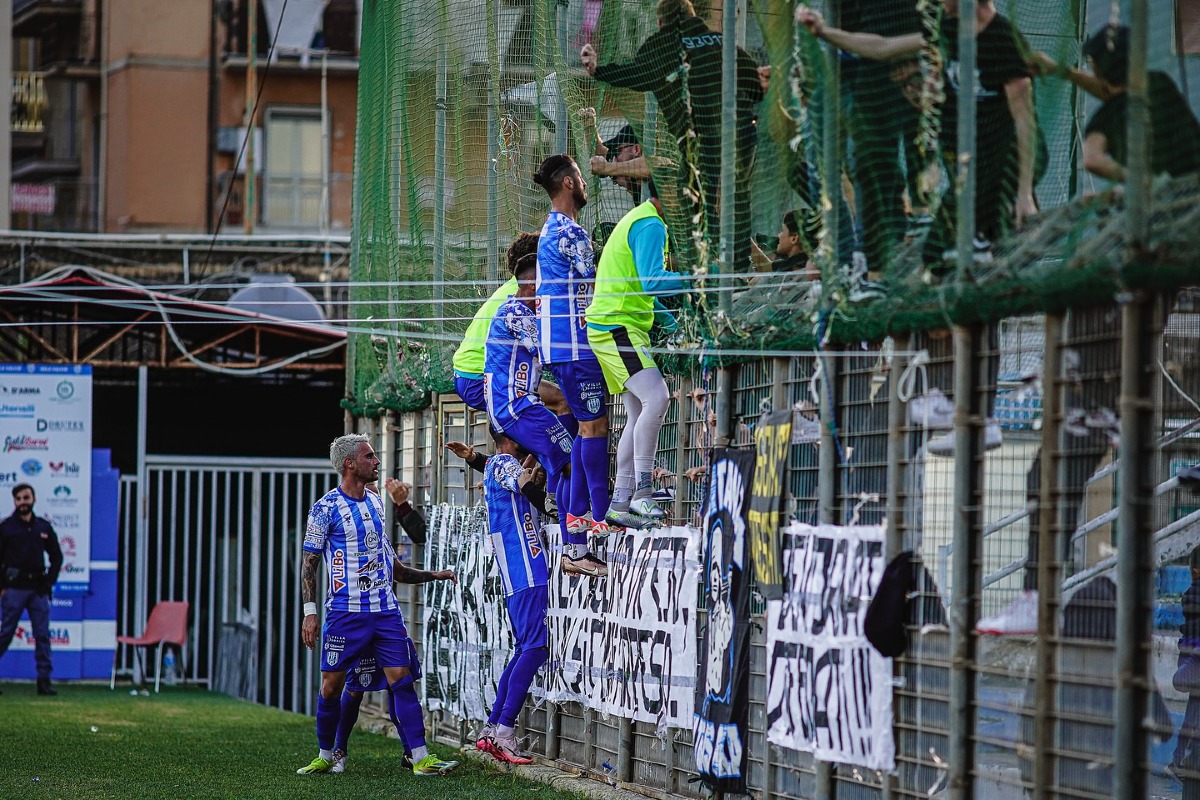 Per il gran ritorno in serie D del Gela venduti appena 35 abbonamenti - 