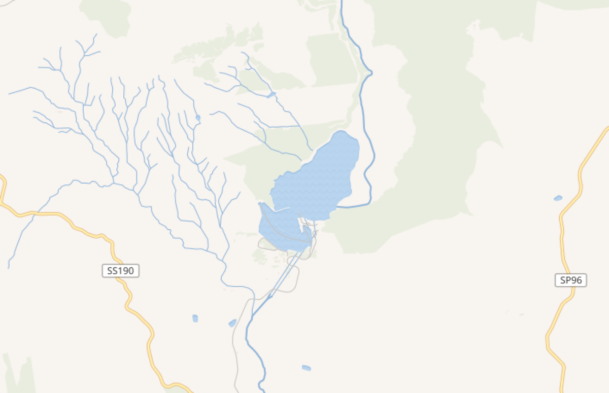 Il lago che non ti aspetti: un’oasi segreta a due passi da Gela - 